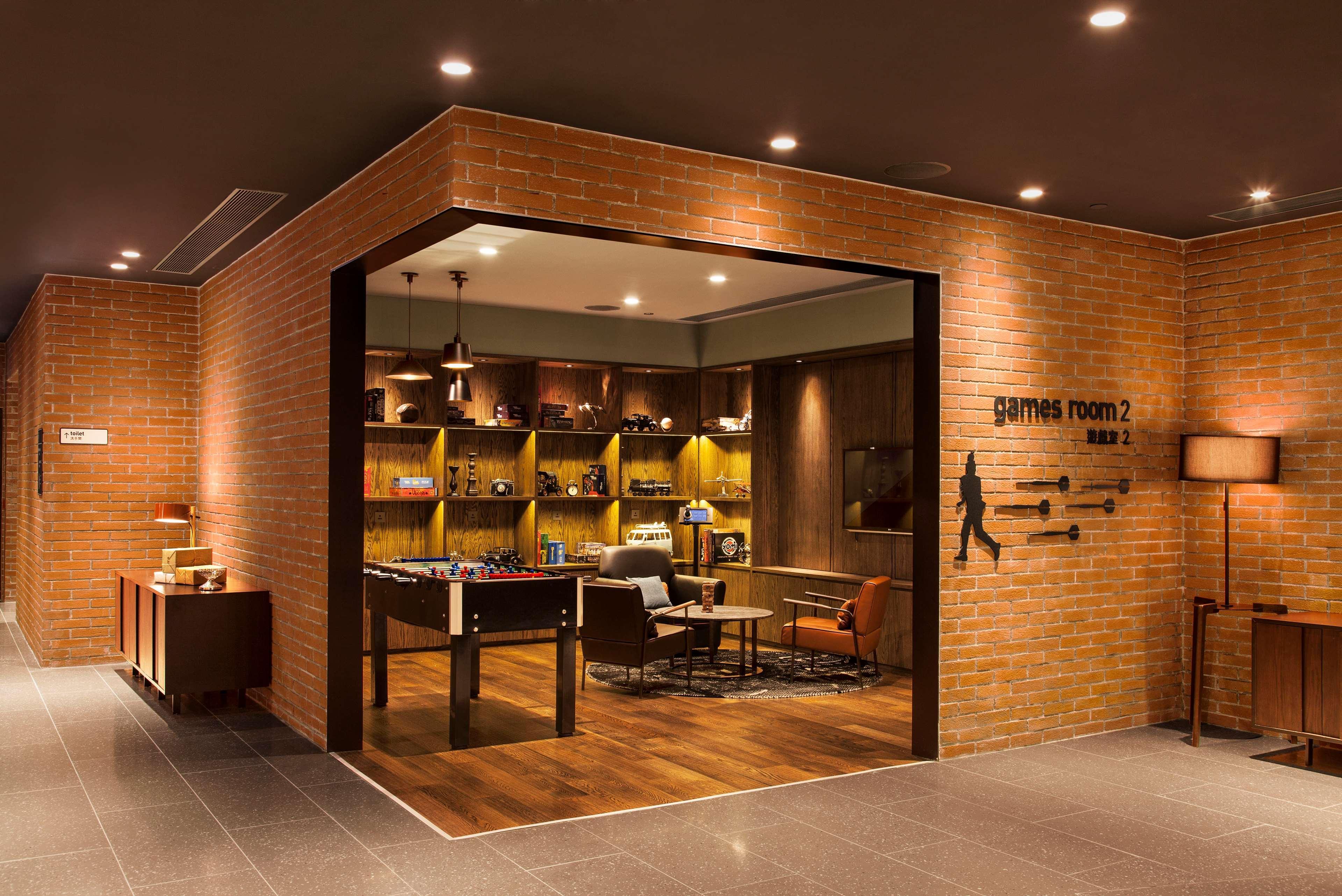 Pentahotel Hong Kong, Kowloon Exterior photo